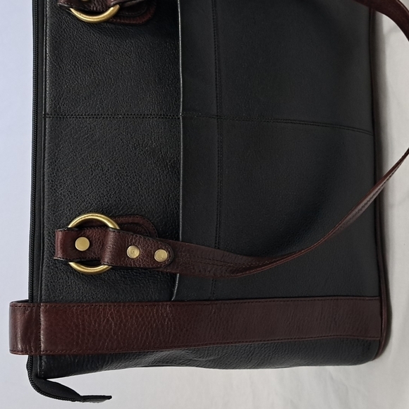 BESSEL Black & Brown Genuine Leather Shoulder Bag – Multi-Pocket, Brass Hardware - Picture 4 of 11
